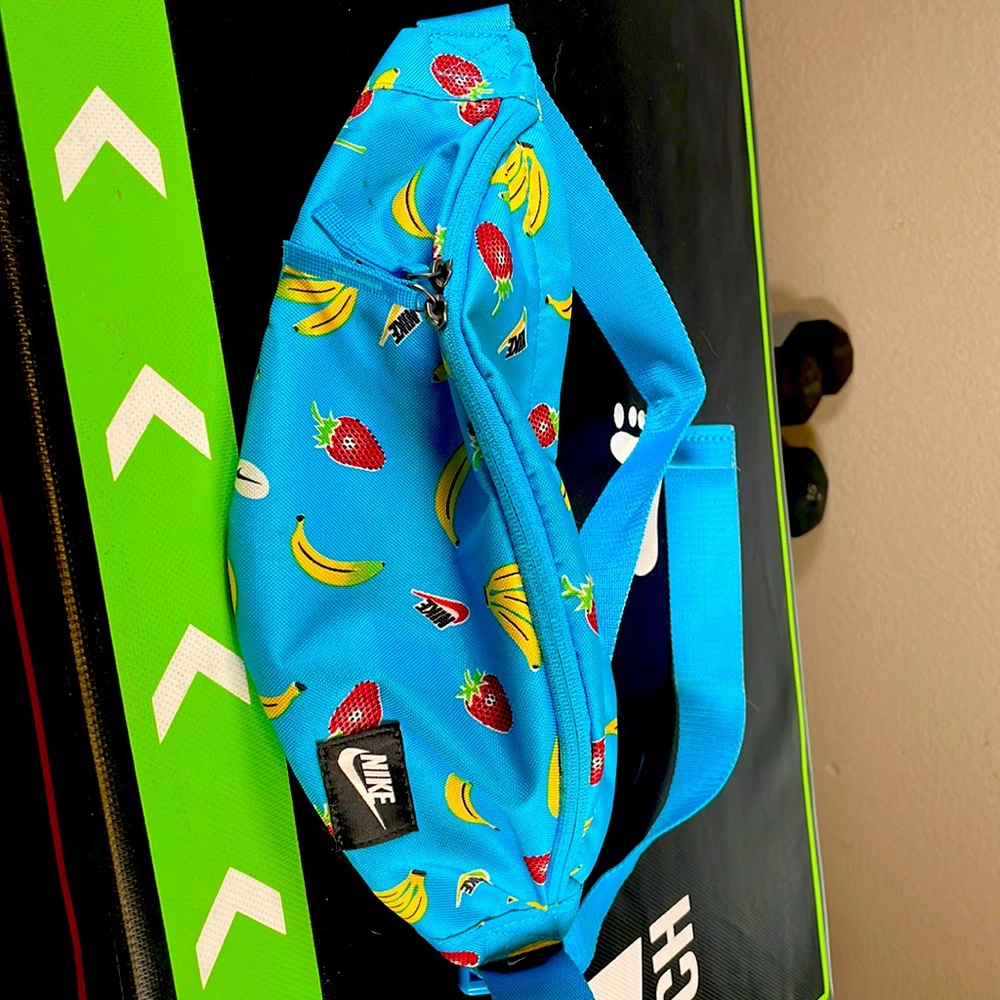 Nike Fanny Pack.